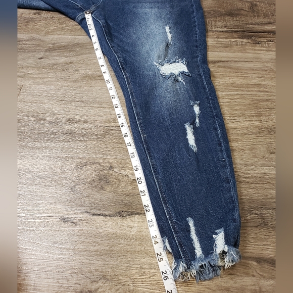 KanCan Estilo Women's 16 Style 121060 Cut 37414 - Picture 6 of 7